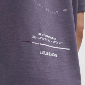 lululemon zeroed in graphic short sleeve
